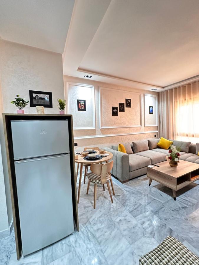 Luxueux Studio A Cote De Mcdo & Zara Maarif Casablanca Bagian luar foto